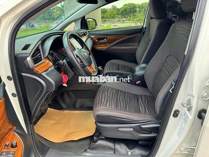 Innova Venturer 2021 38.000Km - Giá Còn Giảm