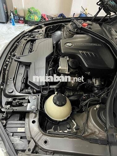 BMW 2013 320i - 94000 km