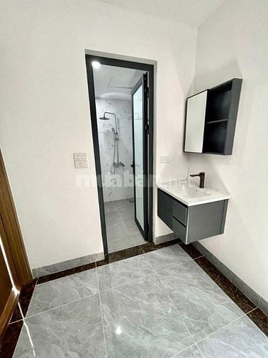 NHÀ 5 TẦNG MỚI ĐẸP TẠI PHỐ YÊN HÒA, CẦU GIẤY. GIÁ 8,3 TỶ.