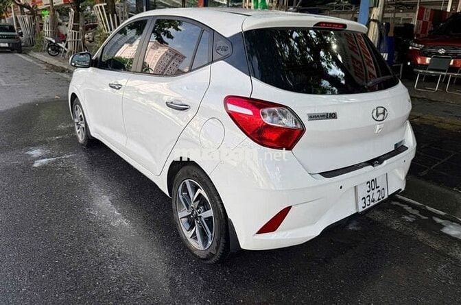 Hyundai Grand i10 2023 1.2 AT - 20000 km