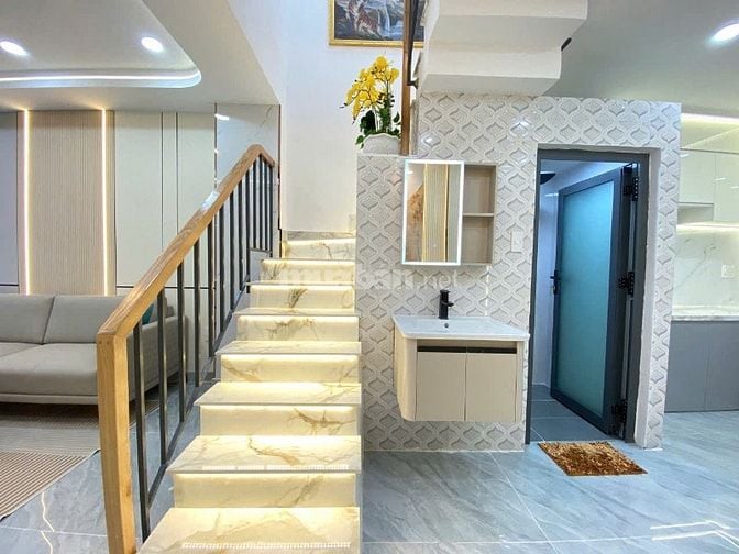 CHỦ THIẾU NỢ BÁN GẤP CĂN MẶT TIỀN PHẠM VĂN CHIÊU, GIÁ CHỈ 2,650 TỶ
