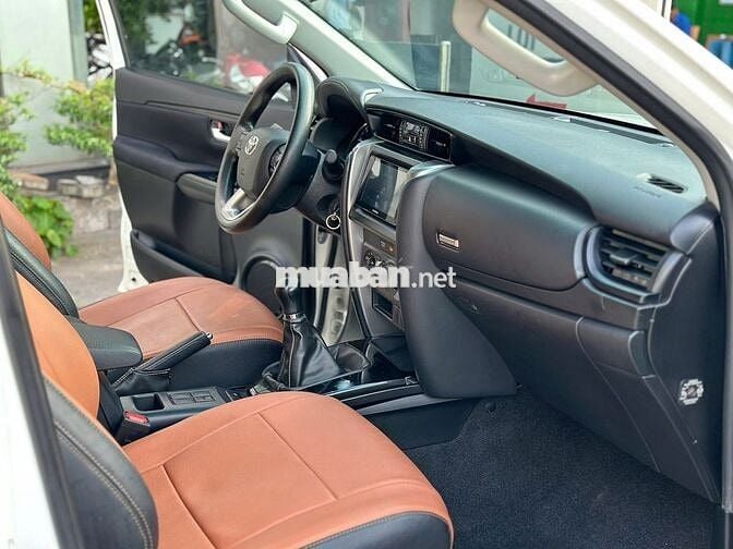 Fortuner máy dầu,tiết kiệm, xe hãng (GIÁ CÒN GIẢM)