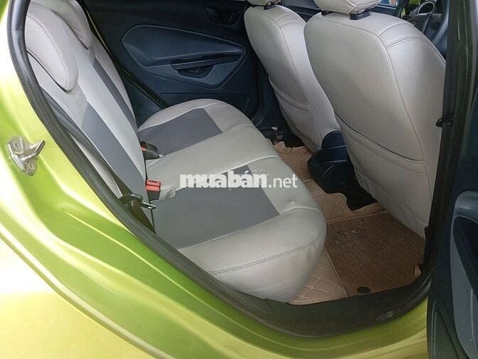 Ford Fiesta 2012 - Số tự động 5 chỗ