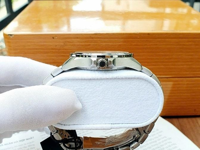 Citizen máy Pin còn 2 chiếc GIÁ SỐC New Japan