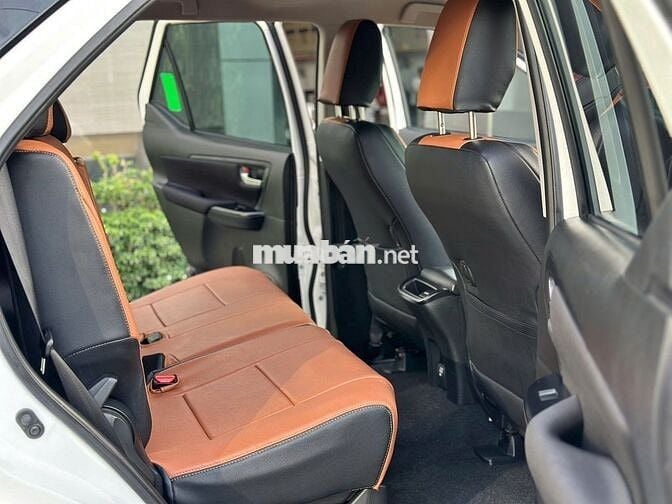 Fortuner máy dầu,tiết kiệm, xe hãng (GIÁ CÒN GIẢM)