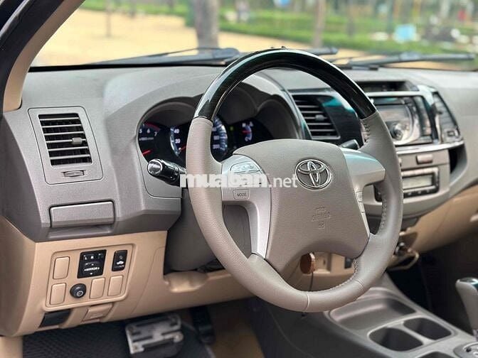 Toyota Fortuner 2013 - 170000 km