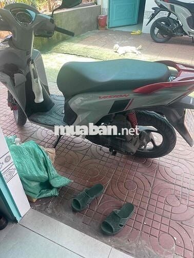 CÀN BÁN XE MÁY VISION 110 BÁNH LỚN MÀU XÁM XI MĂNG