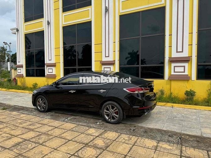Hyundai Elantra 2016 1.6 AT -tự động