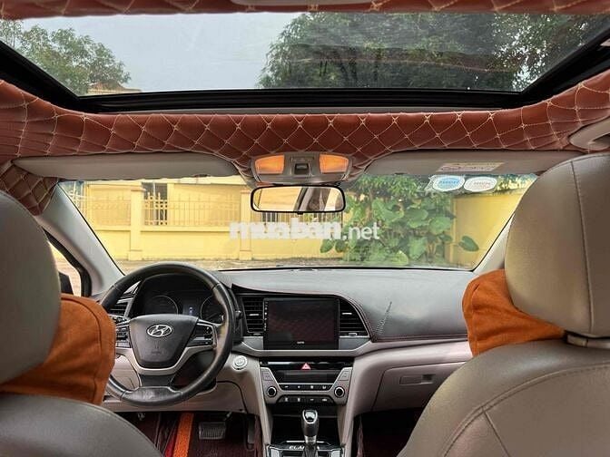 Hyundai Elantra 2016 1.6 AT -tự động