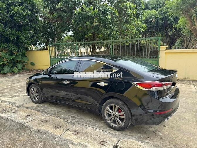 Hyundai Elantra 2016 1.6 AT -tự động
