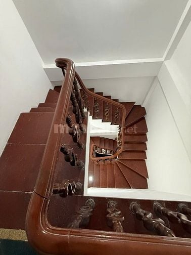 Chính chủ cho thuê nhà ngõ ô tô đỗ tại Hoàng Hoa Thám Ba Đình Hà Nội 
