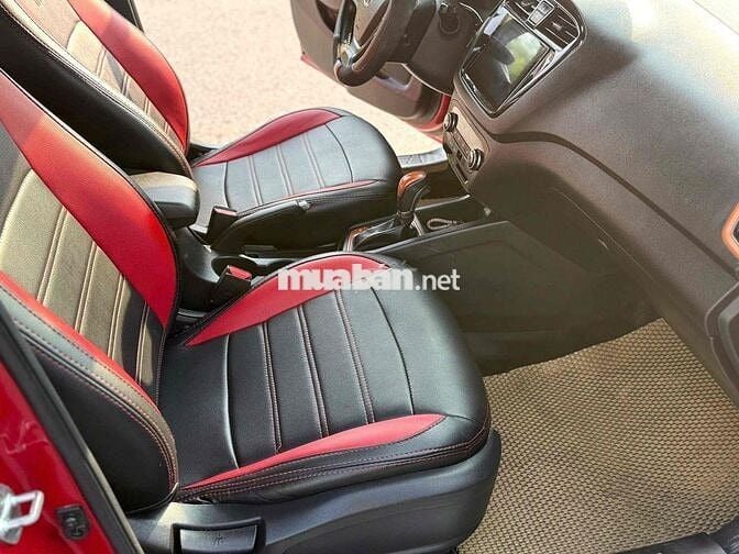 Hyundai i20 2015 Active 1.4 AT - 110000 km