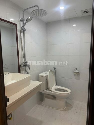CHÍNH CHỦ CHO THUÊ NHÀ 5 TẦNG TẠI PHỐ HƯƠNG VIÊN TRUNG TÂM QUẬN HAI B