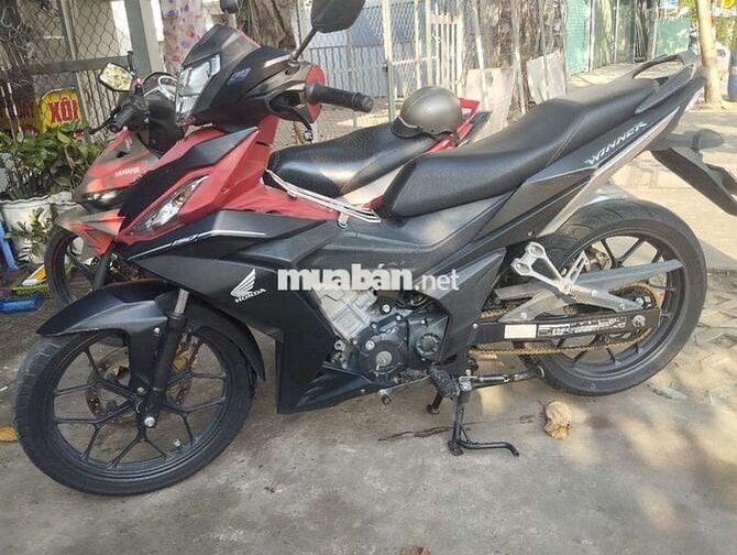 Cần bán winner v1