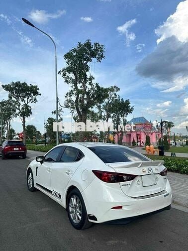 Mazda 3 2018 1.5 AT Sedan - odo hơn 9v