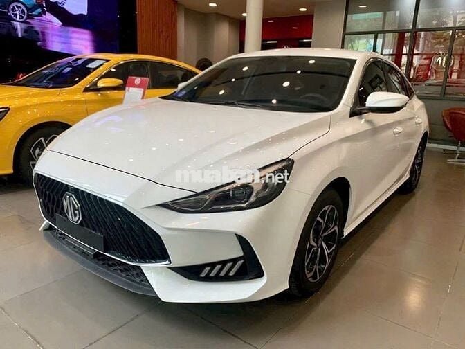 MG MG5 2025
