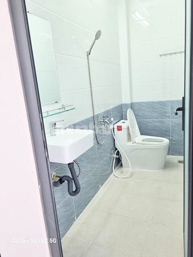 Cho Thuê Phòng Máy Lạnh Mới Xây Hẻm Xe Hơi.