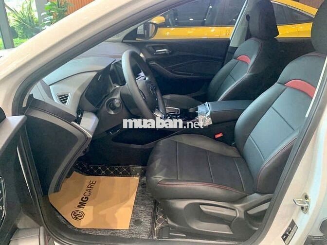 MG MG5 2025