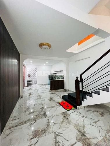SIÊU PHẨM NHÀ SANG – XỊN – MỊN NGAY TÊN LỬA NỐI DÀI
