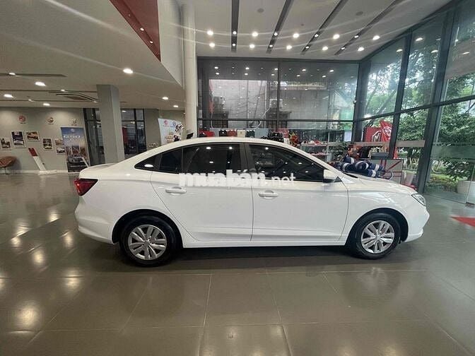 MG5 MT 2024