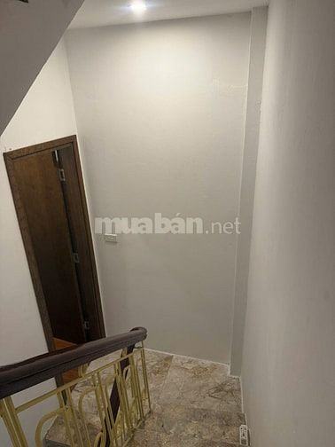 CHÍNH CHỦ CHO THUÊ NHÀ 5 TẦNG TẠI PHỐ HƯƠNG VIÊN TRUNG TÂM QUẬN HAI B