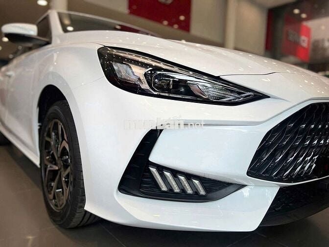 MG MG5 2025