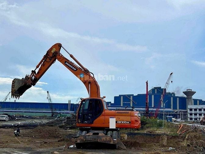 BÁN MÁY XÚC ĐÀO DOOSAN DX210; GIÁ 1.3 tỉ thương lượng