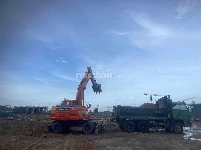 BÁN MÁY XÚC ĐÀO DOOSAN DX210; GIÁ 1.3 tỉ thương lượng