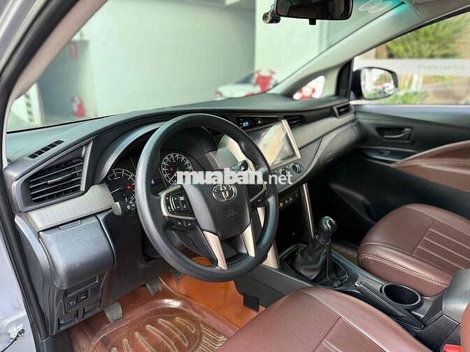 Toyota Innova 2022 E 2.0 MT - bảo hành Toyota