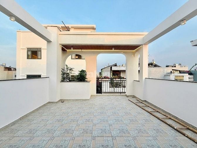 ⭐️Nhà 4 Lầu tuyệt đẹp Cao cấp xe hơi để trong nhà Lê Đức Thọ, P15, GV