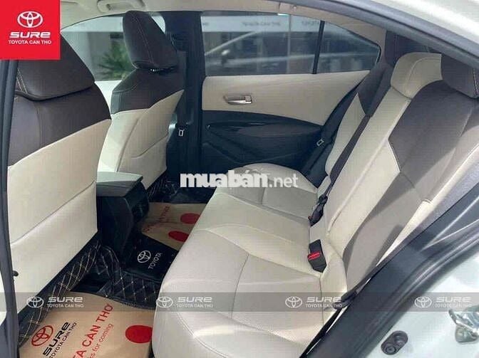 Toyota Corolla Altis 2022 1.8 V - siêu lướt