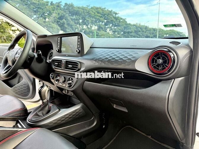 Hyundai Grand i10 1.2 AT 2022