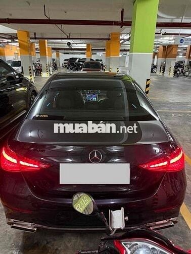 Mercedes Benz C Class 2023 C300 AMG - 9000 km