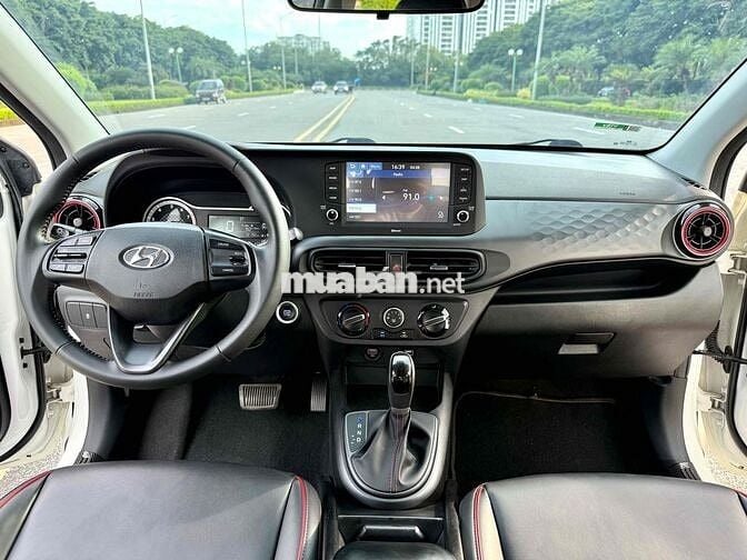 Hyundai Grand i10 1.2 AT 2022