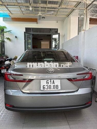 Toyota Camry 2025 2.0Q - như xe mới