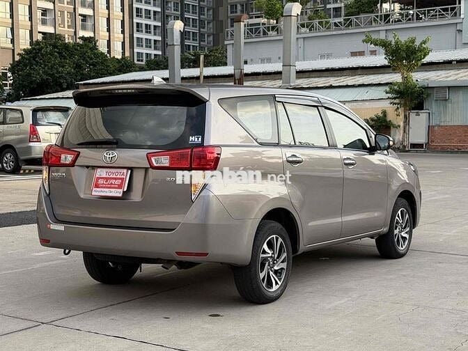 Toyota Innova 2021 2.0E - 46300 km - 1 Chủ Cực Đẹp