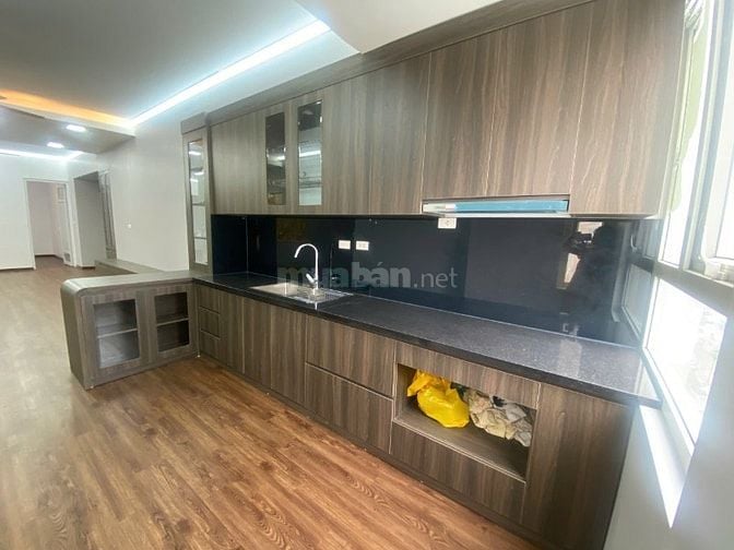 Bán căn hộ chung cư Big Tower 18 Phạm Hùng Hà Nội 