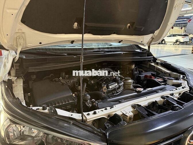 Toyota Innova 2021 E 2.0 MT - Số Sàn - Hỗ Trợ Vay