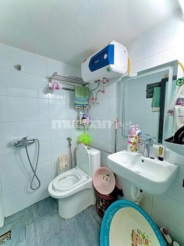cho thuê nhà tập thể bộ công nghiệp tầng 1