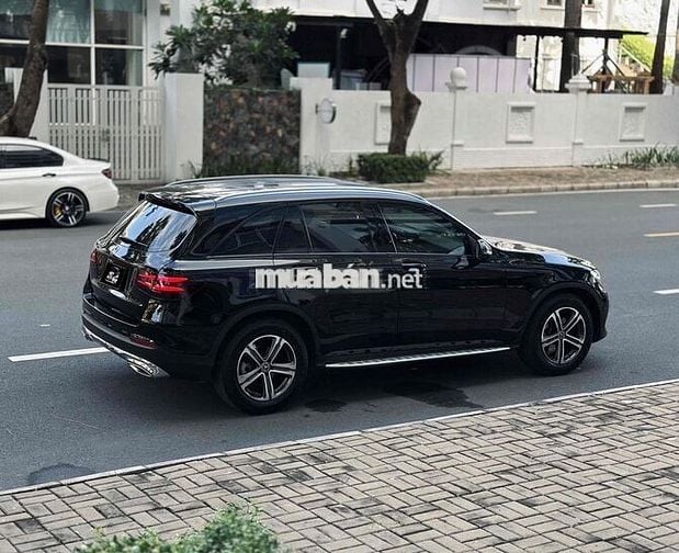 MERCEDES GLC200 MÀU ĐEN NỘI THẤT NÂU TUYỆT ĐẸP 🔥