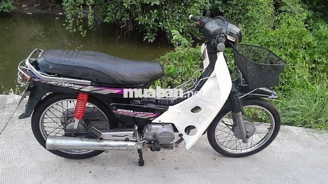 Dream lùn Thái 1993 biển số thành phố