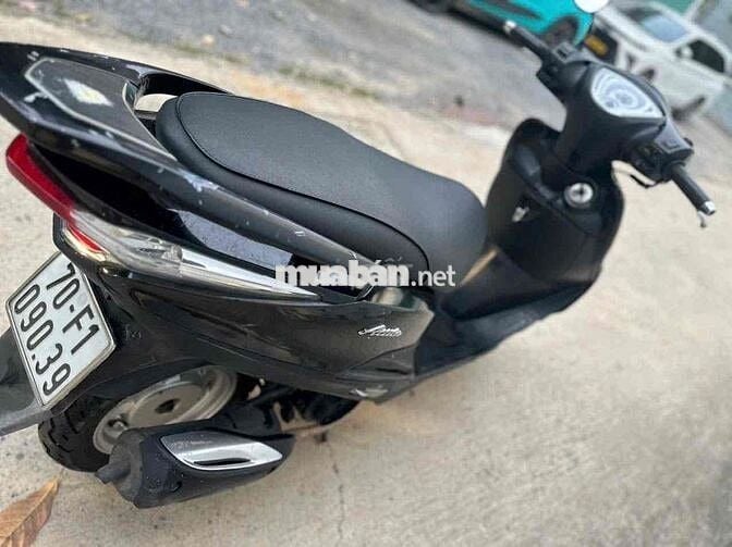 cần bán xe gấp ko có chổ đề