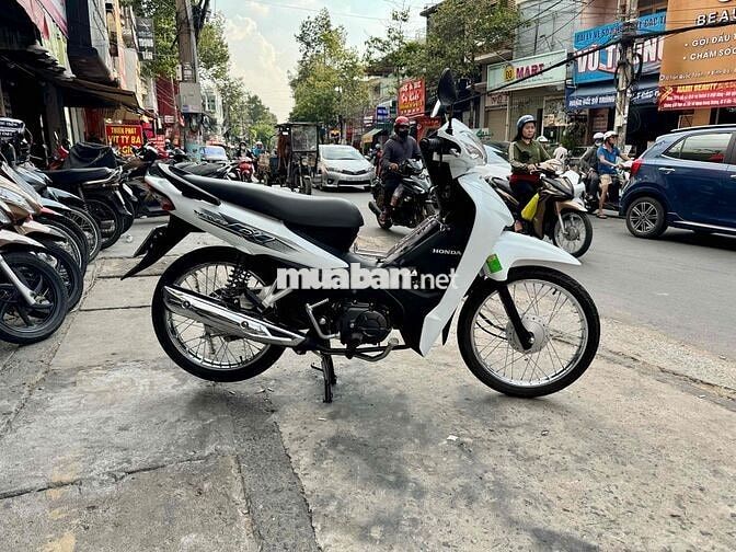 🔵🔵 Wave A trắng T12/2024 như mới chính chủ
