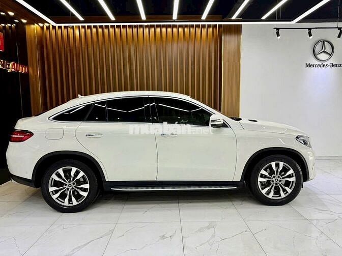 Mercedes Benz 2019 GLE 400 4Matic Coupe - 69000 km