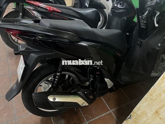 Bán xe Honda SH 125 2016 màu đen, xe ít sử dụng