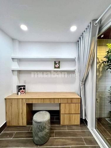 Nhà 6,5 x 6,1 đúc 1 trệt 1lững 2 lầu ST đường Phạm Văn chiêu p8 gò vấp