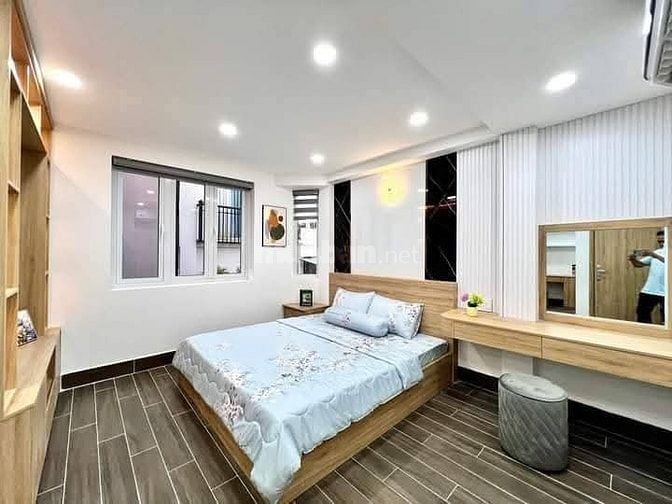 Nhà 6,5 x 6,1 đúc 1 trệt 1lững 2 lầu ST đường Phạm Văn chiêu p8 gò vấp