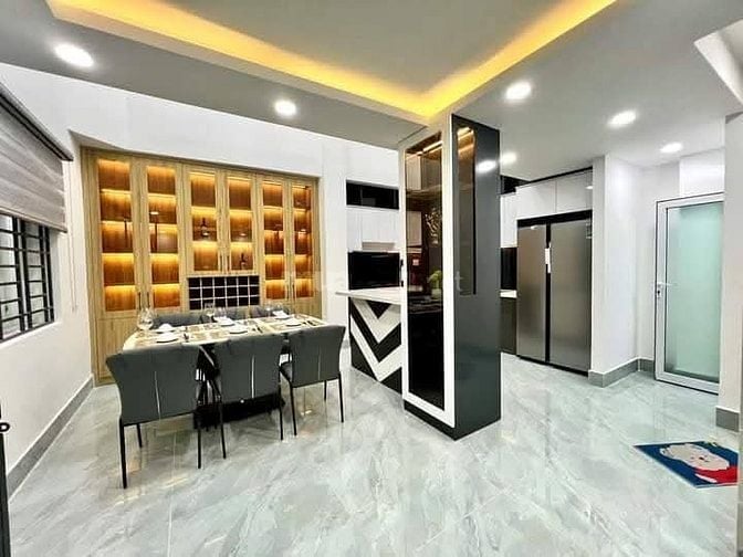Nhà 6,5 x 6,1 đúc 1 trệt 1lững 2 lầu ST đường Phạm Văn chiêu p8 gò vấp