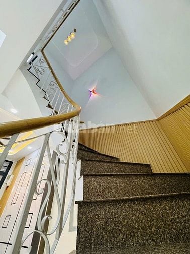 Nhà mới.hẻm xe hơi lưu hữu phước F15 Q8.