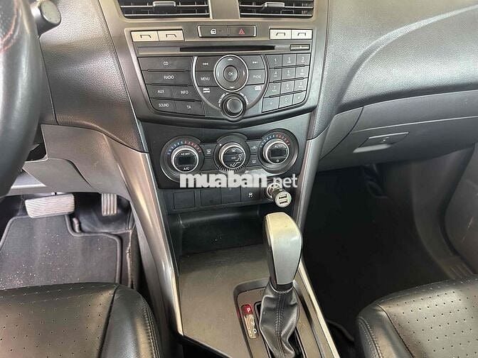 Mazda BT 50 2017 2.2L 4x2 AT - 127000 km
